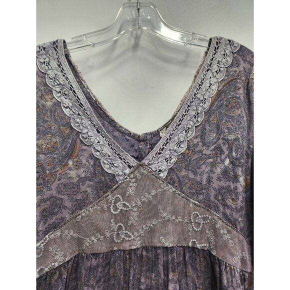 Gimmicks by BKE Womens BOHO Tunic Top Small Gray Paisley Lace Insert Fairycore - Picture 2 of 9